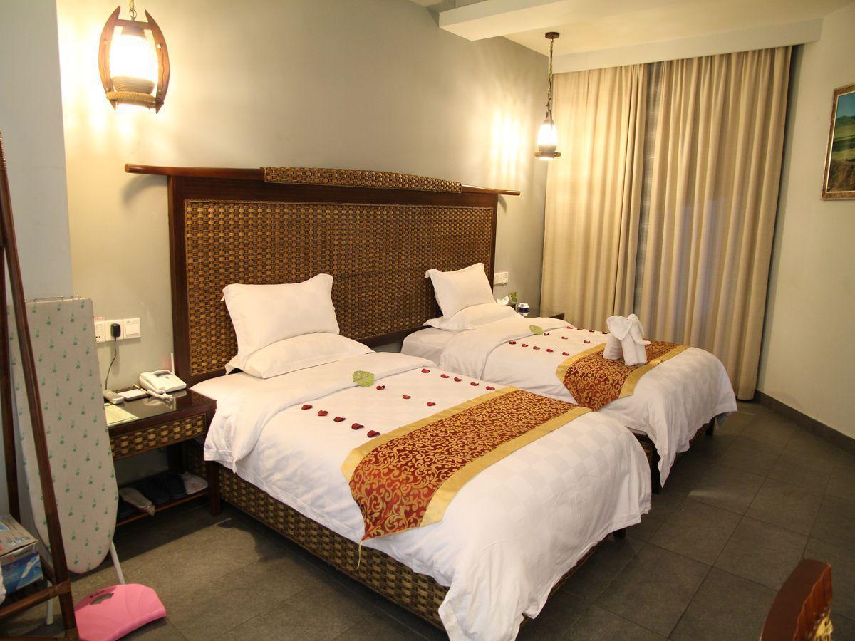Serengeti Hotel Haikou  Exterior foto